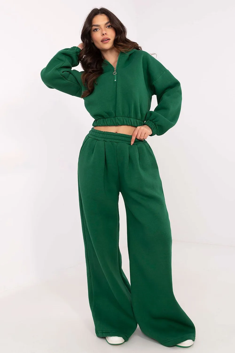 Comfortable stylish women's tracksuit