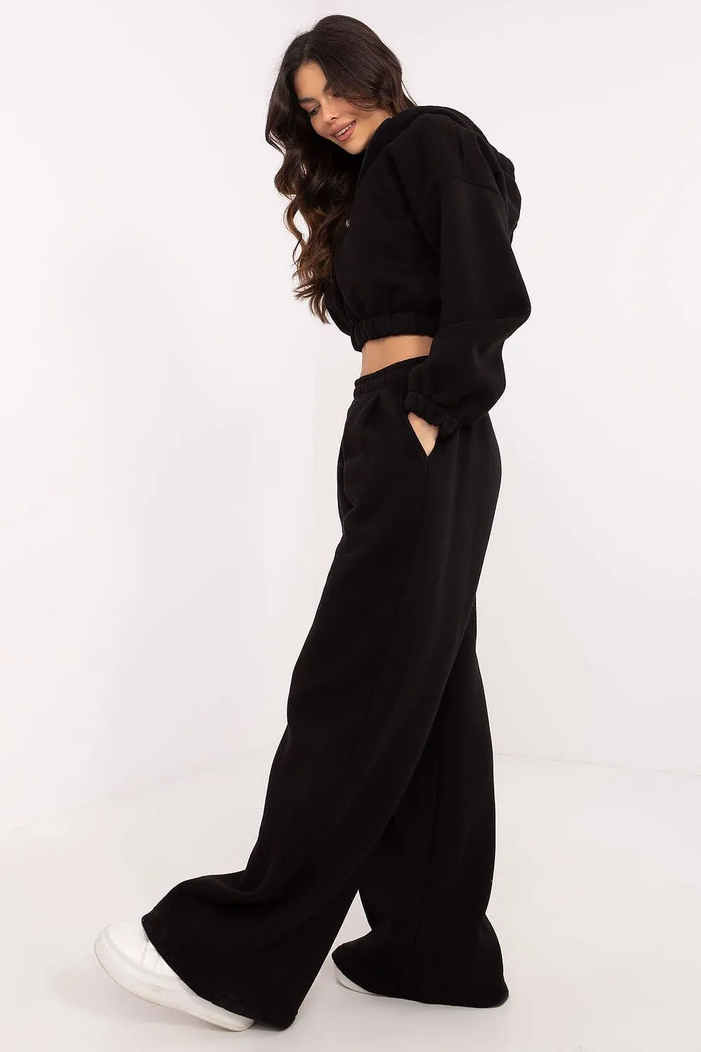 Comfortable stylish women's tracksuit