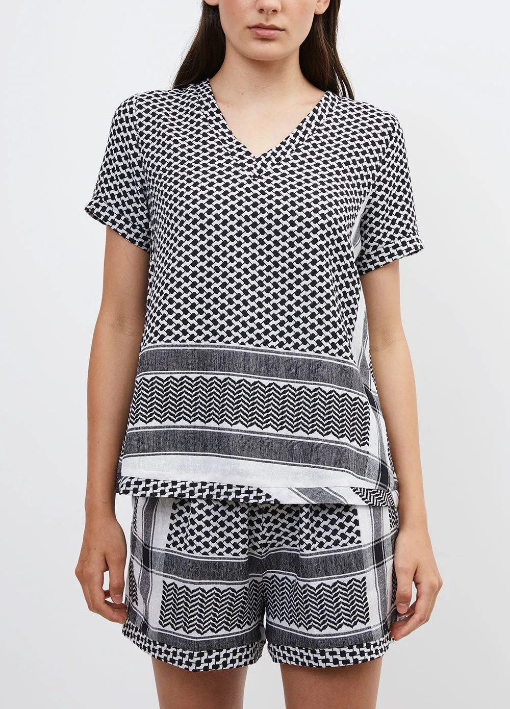 V Short-sleeve Shirt