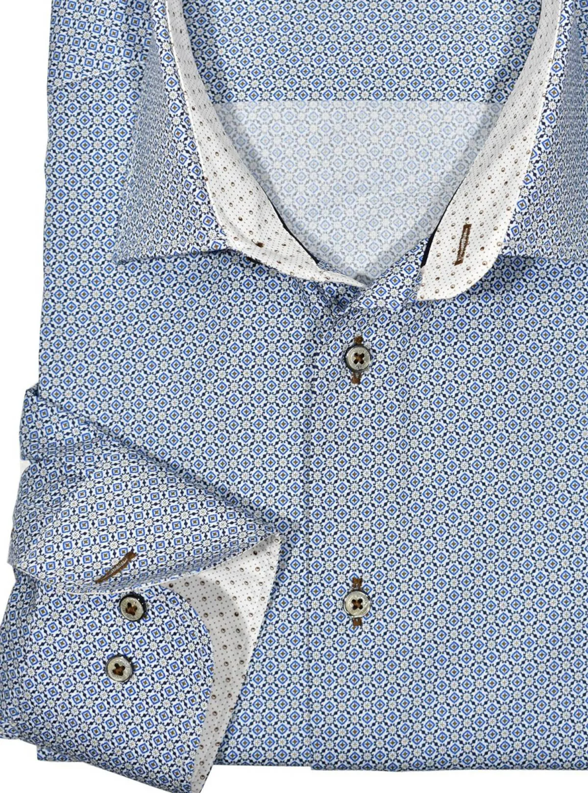 W544R Roll Collar Fine Medallion Shirt