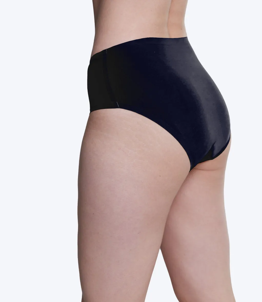 WUKA Period Pants Stretch Seamless Midi Brief Heavy Flow in Black